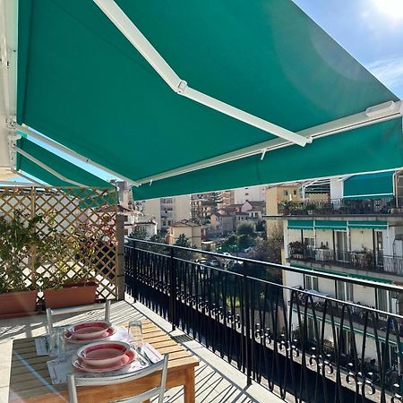 Wh - Cuore Home - Attico Monolocale Con Parcheggio Gratuito - 5 Minuti Dal Centro - Wifi Sanremo Exterior foto